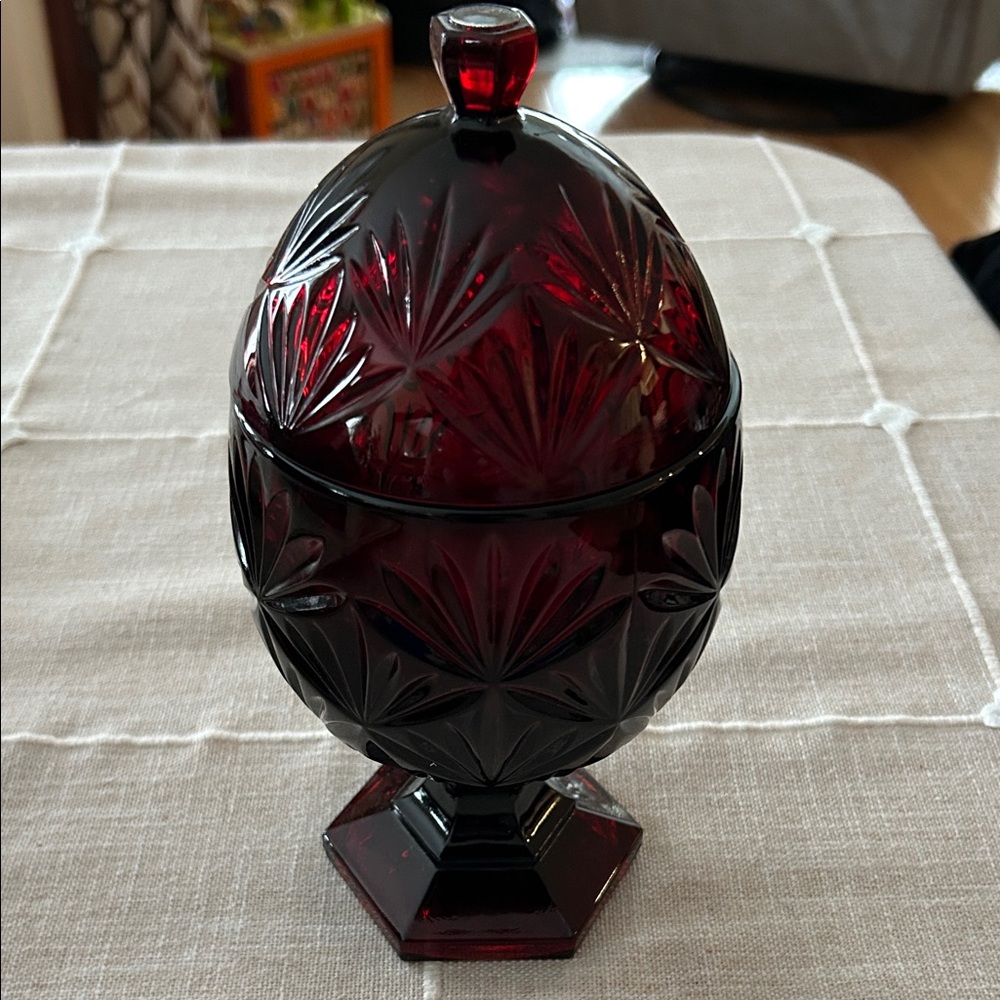 Cristal D’Arques Doran’s Luminarc Ruby Red Egg Shaped Candy Dish